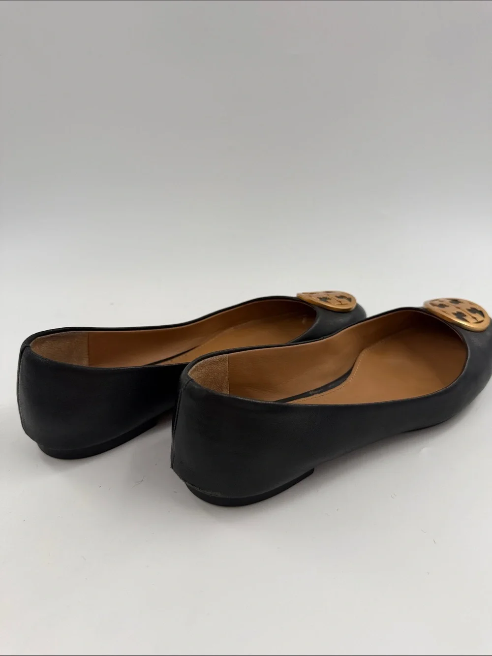 Tory Burch Benton Ballet Flats Black Nappa Leather Size 7.0 Gold Logo Medallion